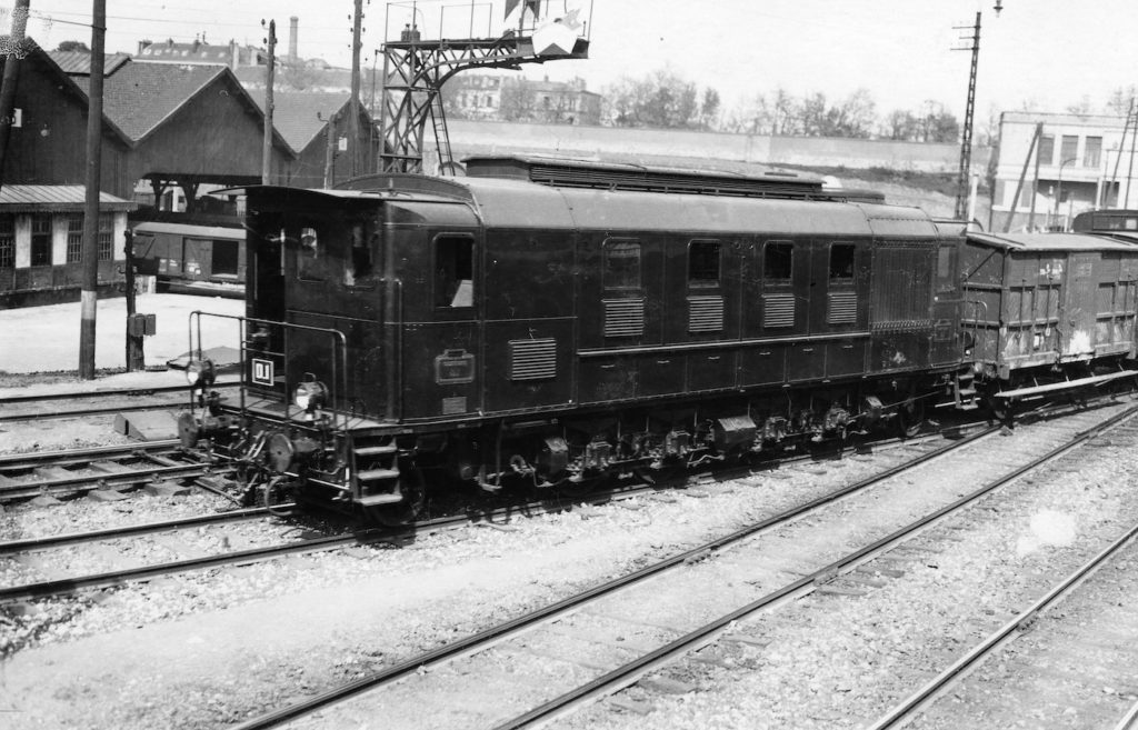 Gare Rapée-Bercy Petite Ceinture locomotive diesel AMD1