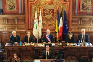 Lire la suite à propos de l’article Emmanuel Grégoire élu maire de Paris, Dan Lert nommé adjoint aux transports et à la logistique urbaine